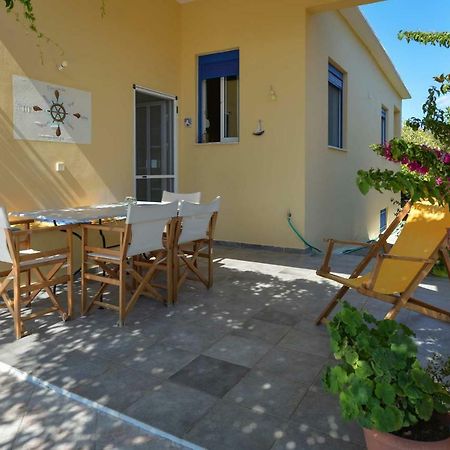 Santa Domenica Summer House Agia Kiriaki  Buitenkant foto